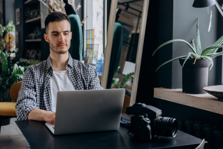 Como encontrar e se destacar em vagas de freelancer na era digital
